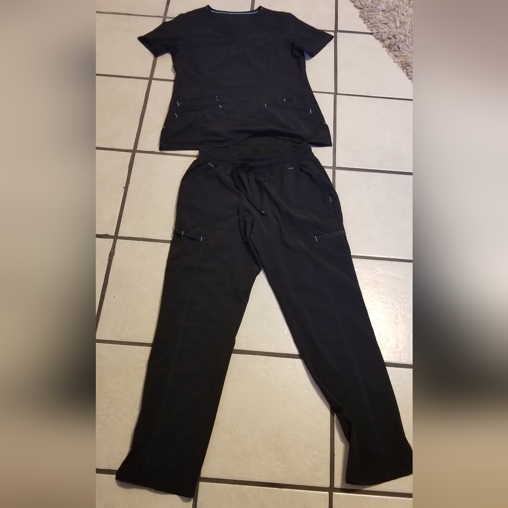ScrubStar scrub set